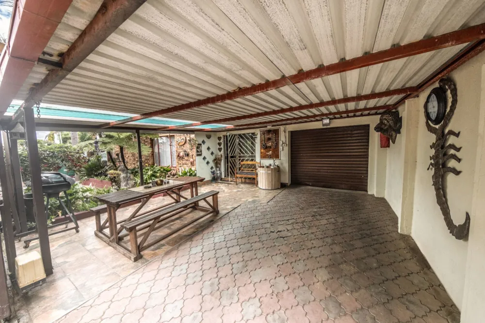 Townhouse sold in Reyno Ridge - 1WD1727087