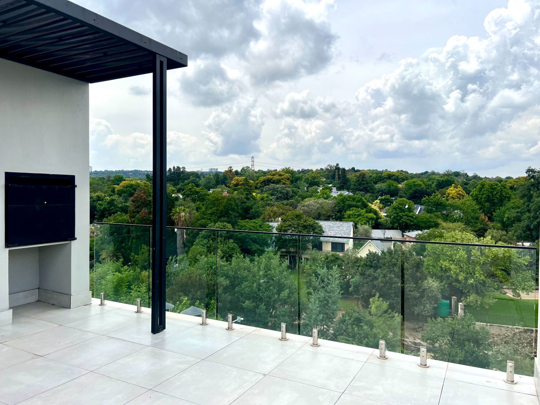 Apartment to rent in Sandton - JBL1727285