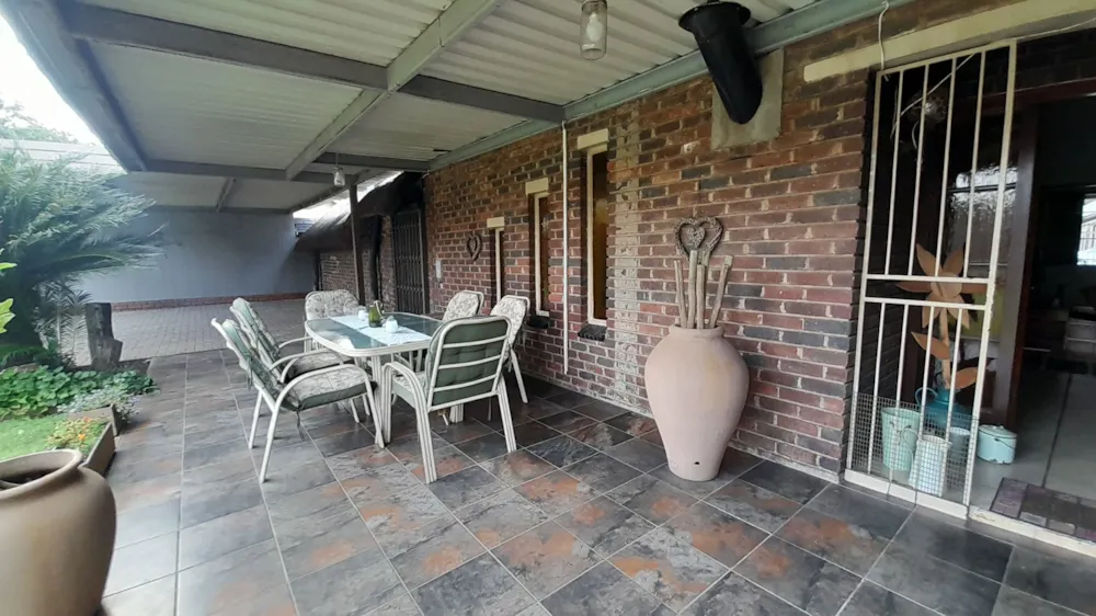 House for sale in Vanderbijlpark SE 7 - 1VT1727319