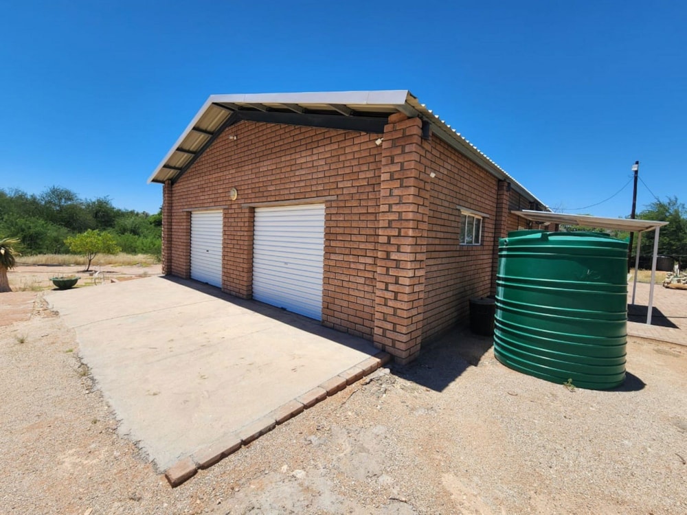 Smallholding for sale in Klippunt - 1KAH1727322