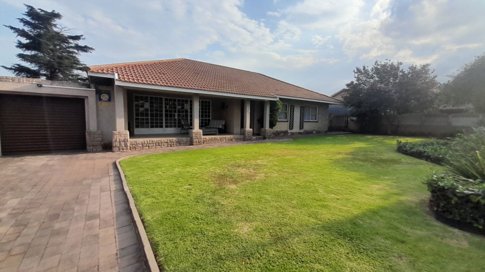 House for sale in Vanderbijlpark SE 6 - 1VT1727344