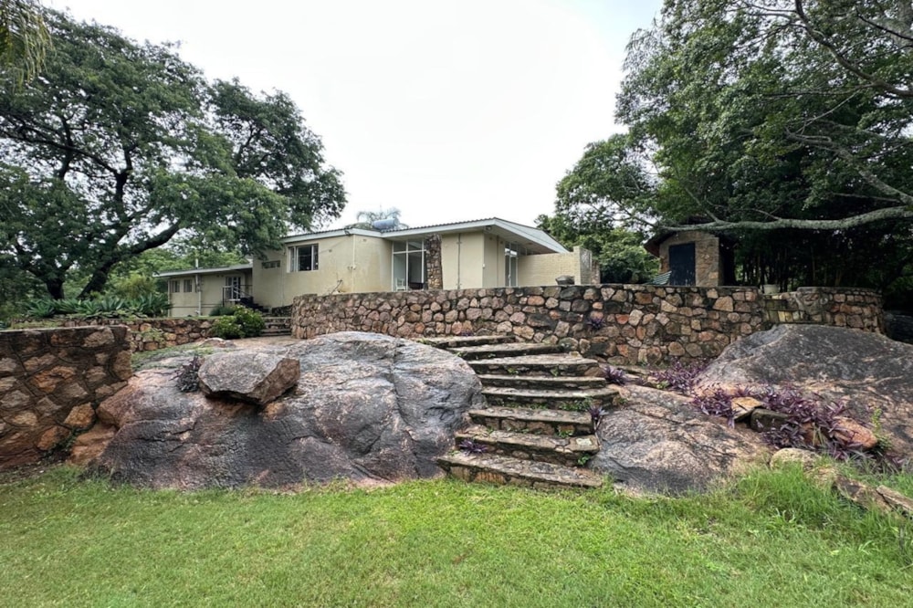 House for sale in Burnside, Bulawayo, Zimbabwe - 3ZB1727438