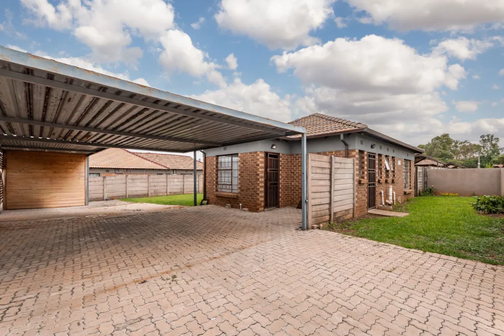 House sold in Clayville - KTP1727445