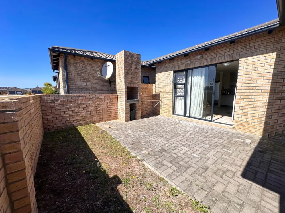 Townhouse sold in Sherwood, Port Elizabeth, Gqeberha - 1PLZ1727474 Townhouse sold in Sherwood, Port Elizabeth, Gqeberha - 1PLZ1727474