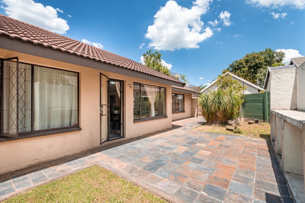 House for sale in Sharonlea - RAN1728299