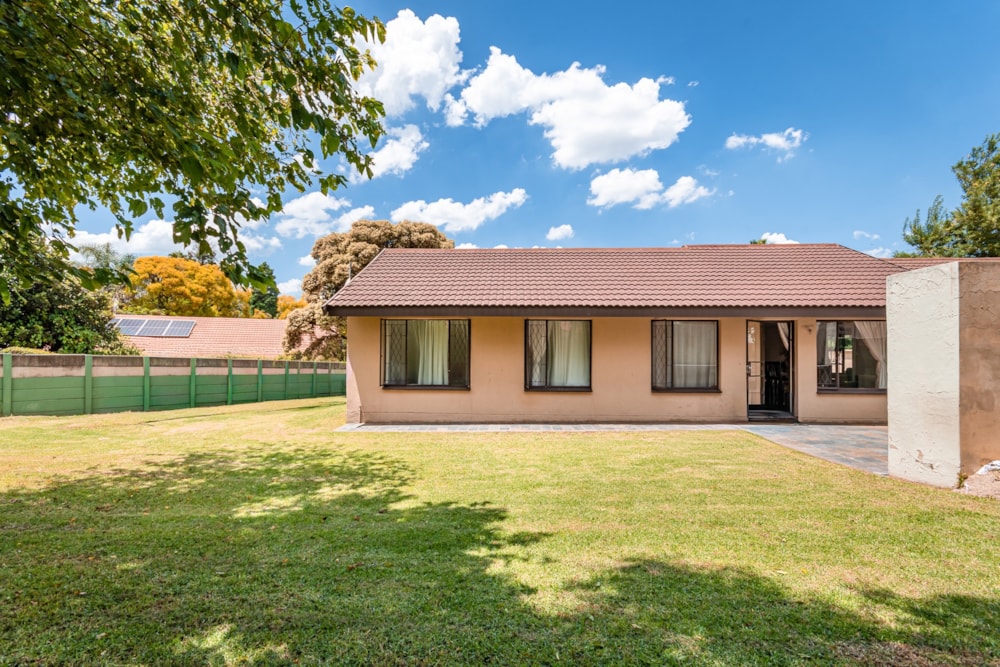 House for sale in Sharonlea - RAN1728299