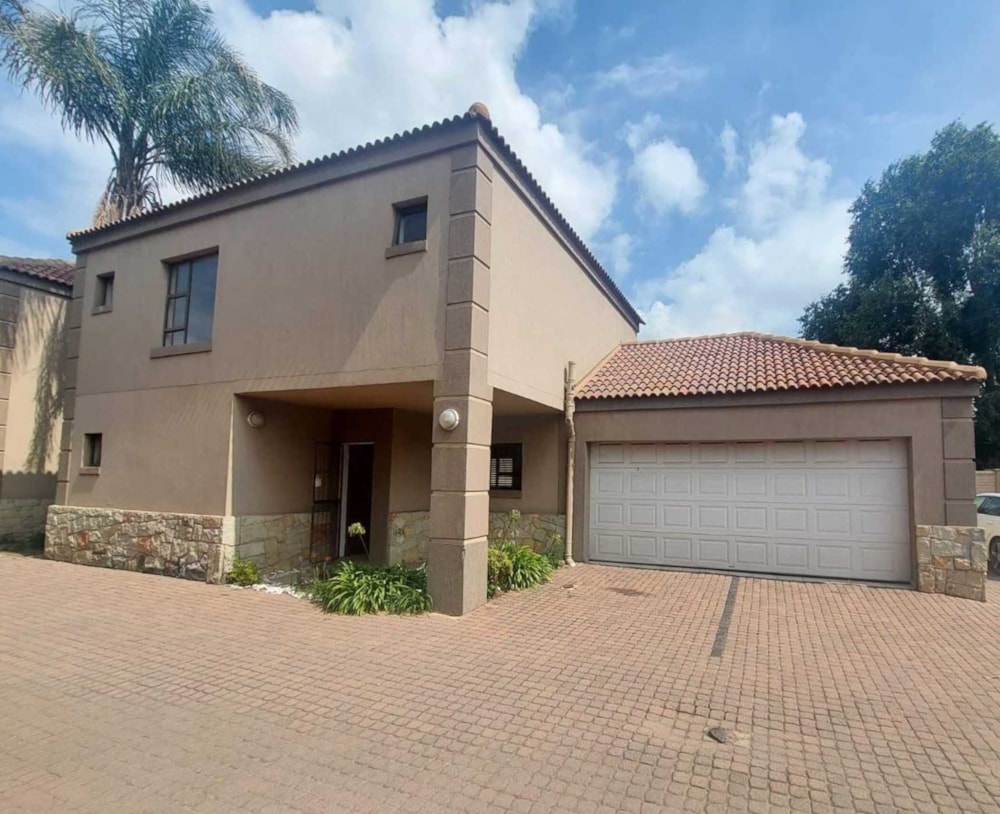 Townhouse for sale in Sylviavale - 1VT1727532