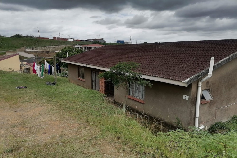 Residential complex for sale in Umlazi - 1WB1727525
