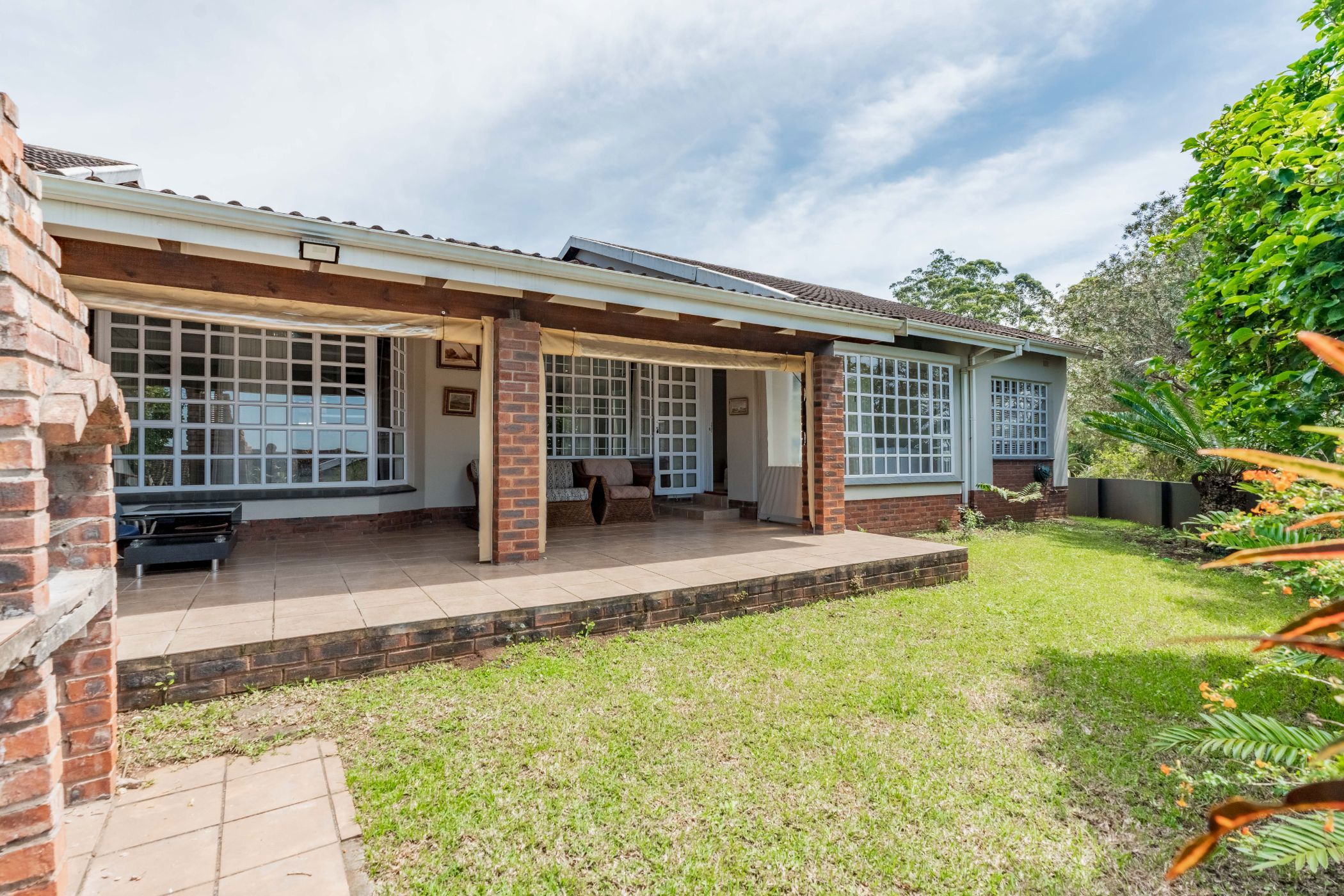 Townhouse for sale in Clifton Park - 1KF1727657