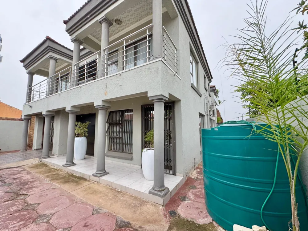 Double-storey house for sale in African Jewel - 1PS1727593 Double-storey house for sale in African Jewel - 1PS1727593