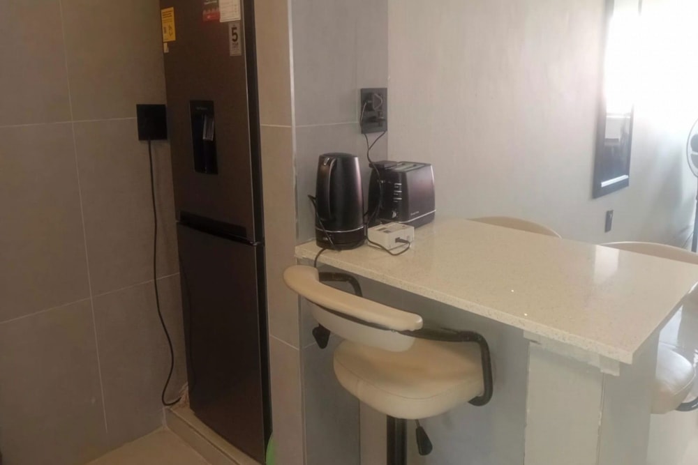 Studio apartment to rent in Amanzimtoti - 1WB1727613