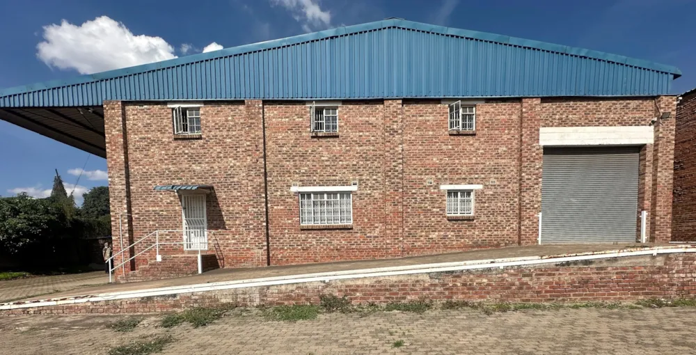 Commercial industrial property let in Southerton, Zimbabwe - 3ZB1727722 Commercial industrial property let in Southerton, Zimbabwe - 3ZB1727722