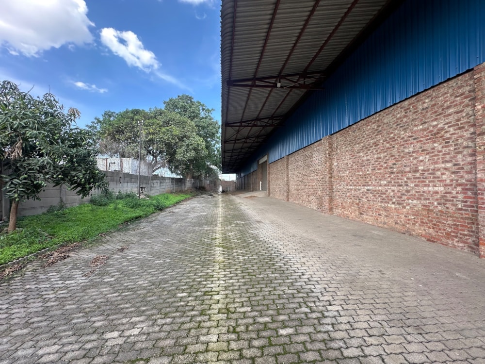 Commercial industrial property to rent in Southerton, Zimbabwe - 3ZB1727722 Commercial industrial property to rent in Southerton, Zimbabwe - 3ZB1727722