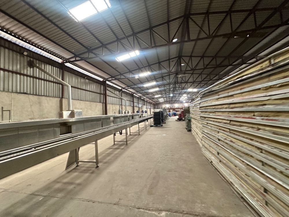 Commercial industrial property to rent in Southerton, Zimbabwe - 3ZB1727722 Commercial industrial property to rent in Southerton, Zimbabwe - 3ZB1727722