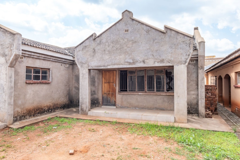 Cluster for sale in Bluffhill, Zimbabwe - 3ZB1728982