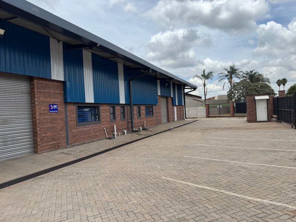 Commercial industrial property to rent in Southerton, Zimbabwe - 3ZB1727734 Commercial industrial property to rent in Southerton, Zimbabwe - 3ZB1727734