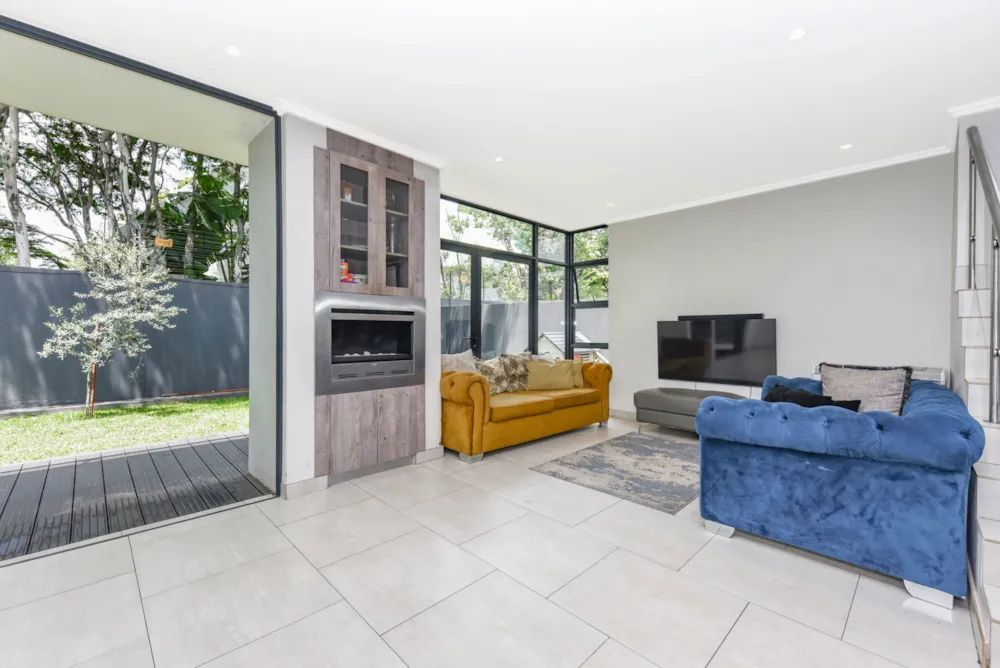 Cluster for sale in Morningside, Sandton - HP1727901 Cluster for sale in Morningside, Sandton - HP1727901