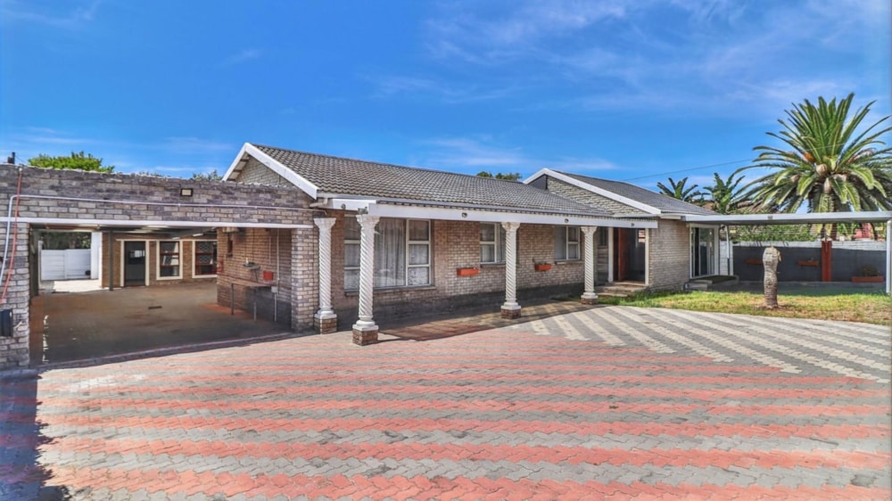 House for sale in Bluewater Bay, Port Elizabeth, Gqeberha - 1PLZ1727922