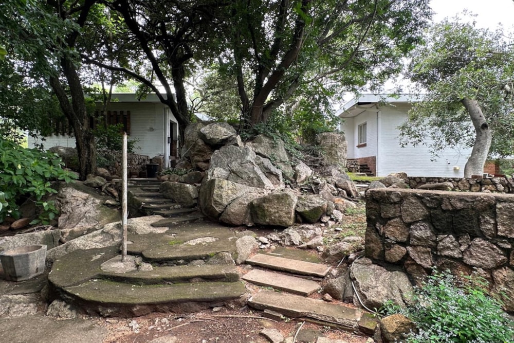 House for sale in Burnside, Bulawayo, Zimbabwe - 3ZB1727824