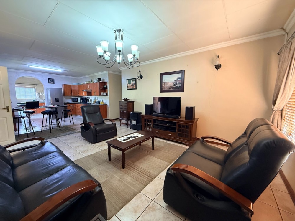 House for sale in Middelburg Central (Mpumalanga Central)  - 1MD1727846