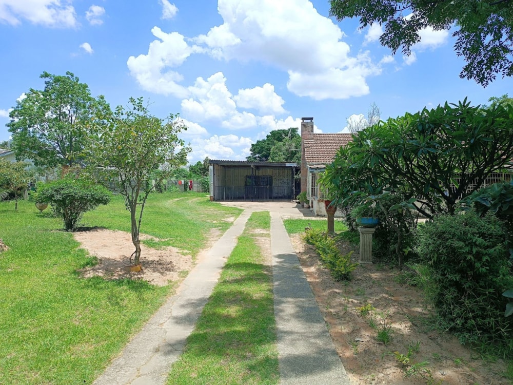 House for sale in Waterfalls, Zimbabwe - 3ZB1727845