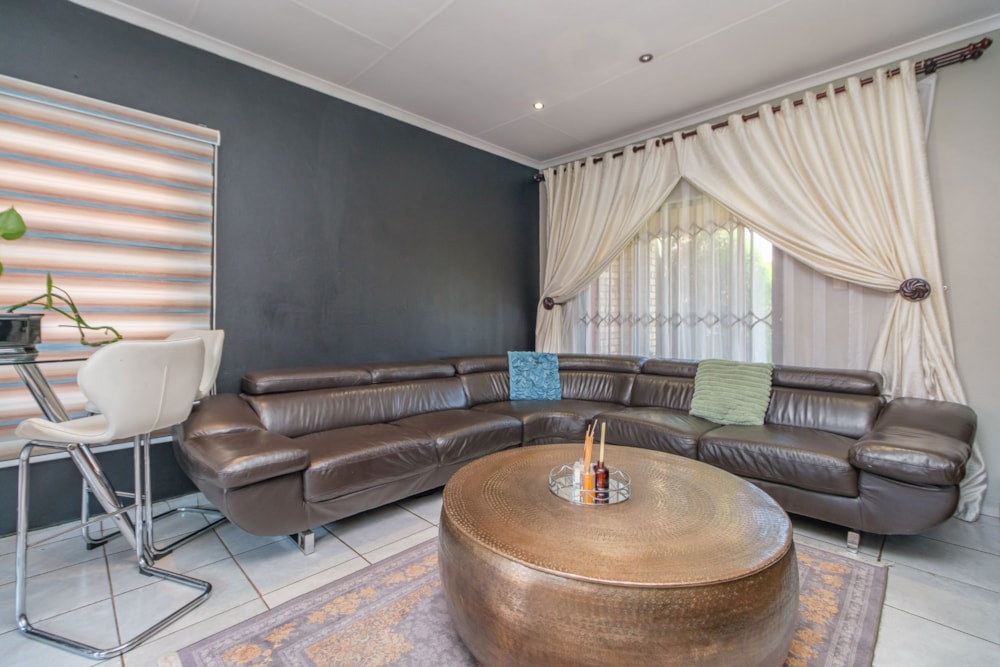 Cluster for sale in Grobler Park - RAN1727873