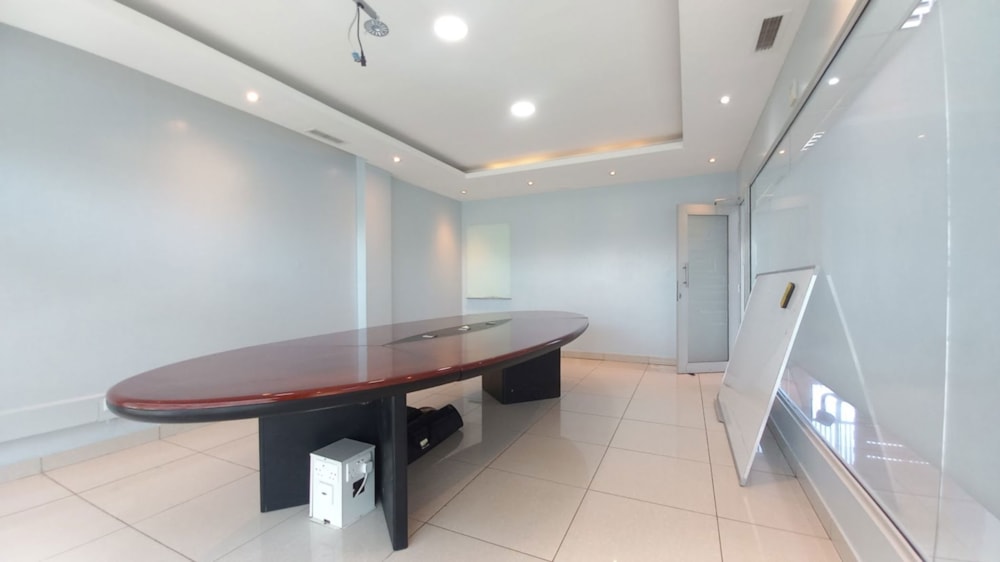 Commercial office for sale in Milimani, Kenya - 3KE1727882