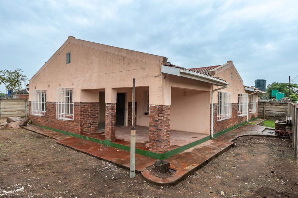 House for sale in Msasa Park, Zimbabwe - 3ZB1727881
