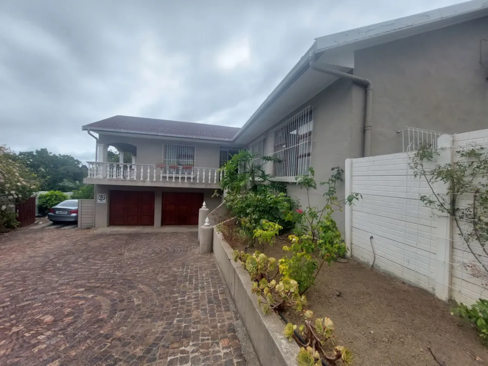 House let in Die Wingerd, Somerset West - SWL1727906 House let in Die Wingerd, Somerset West - SWL1727906