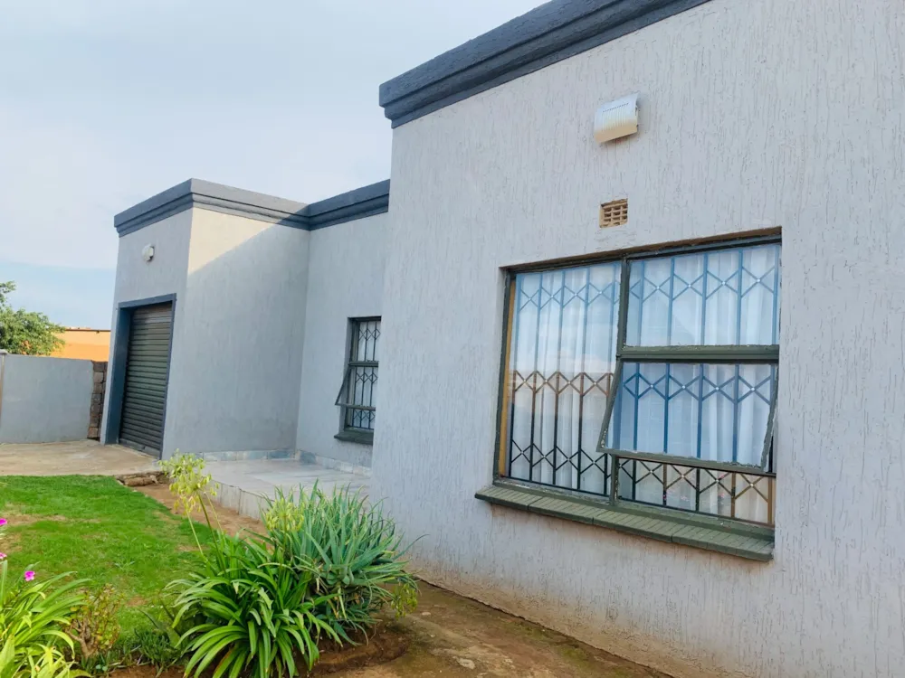 House sold in Tsakane - 1BJ1728053