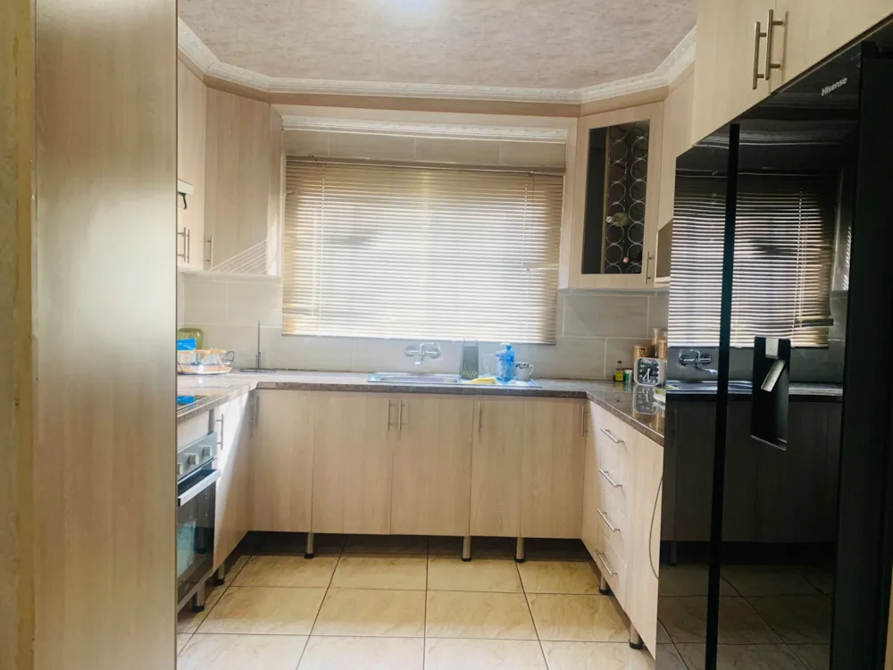 House sold in Tsakane - 1BJ1728053