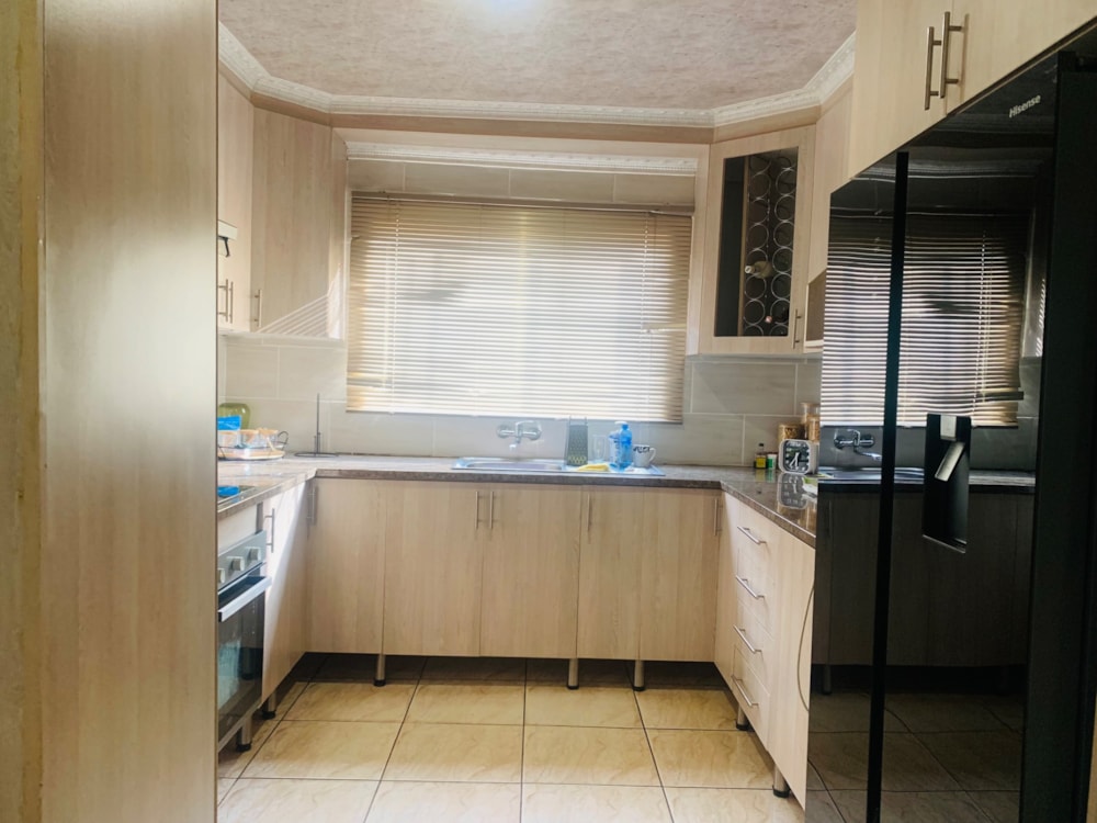 House for sale in Tsakane - 1BJ1728053