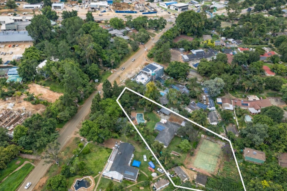 House for sale in Chisipite, Zimbabwe - 3ZB1727990 House for sale in Chisipite, Zimbabwe - 3ZB1727990