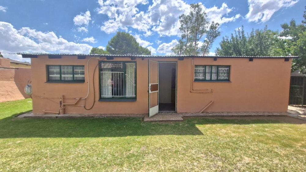 House for sale in Edenburg, Free State - 1BX1728077 House for sale in Edenburg, Free State - 1BX1728077