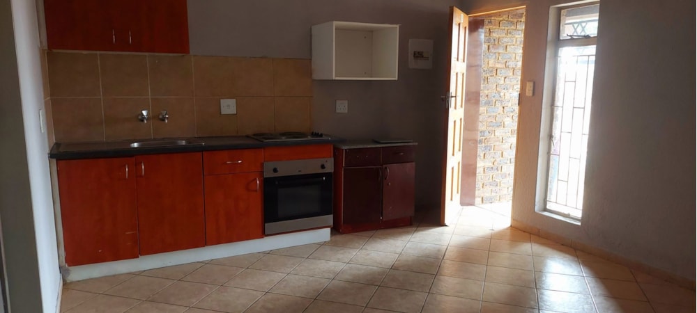 Apartment for sale in Olievenhoutbos - CN1728004