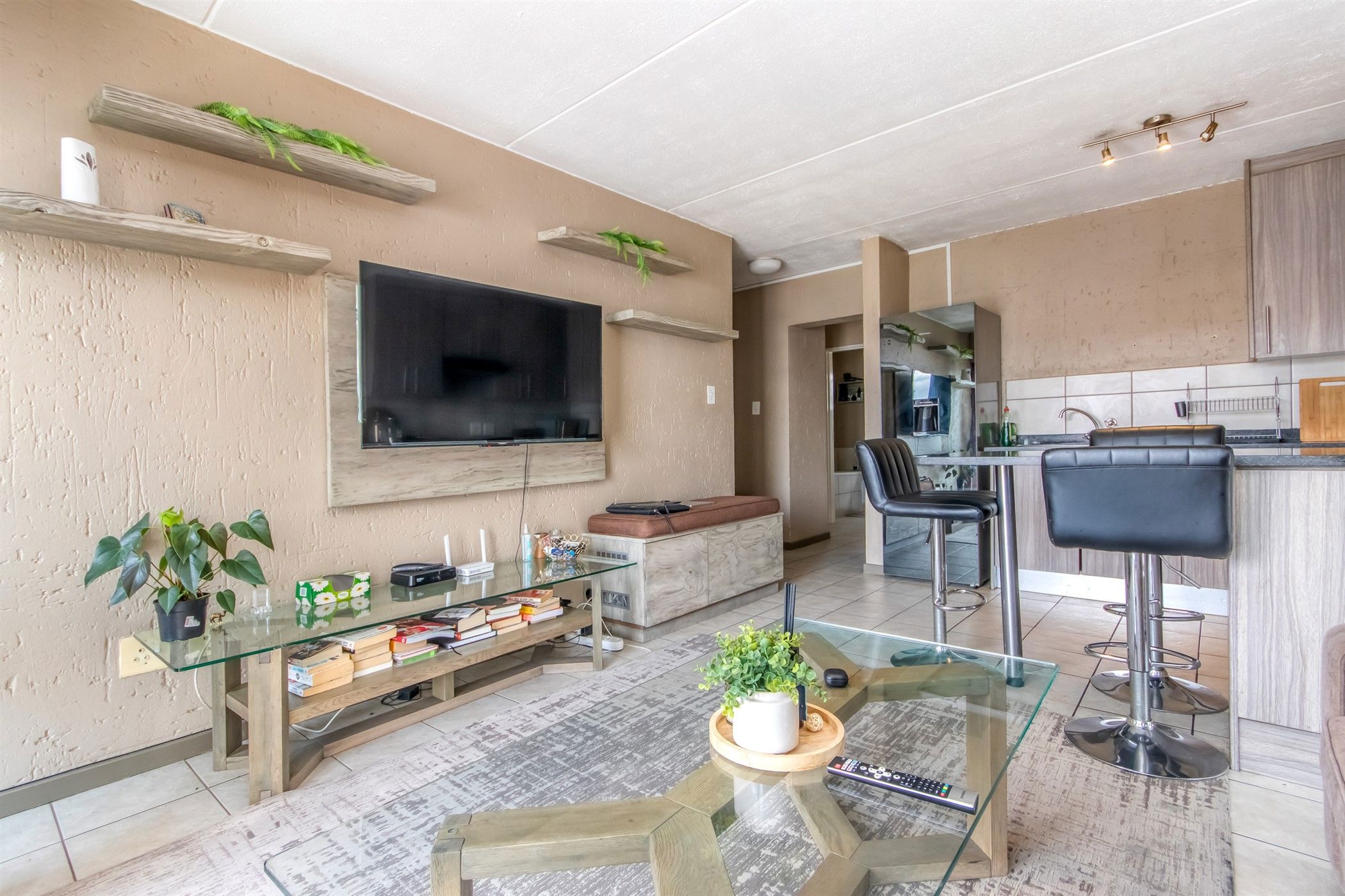 Apartment to rent in Randburg - RAL1728094