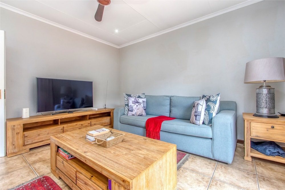 Double-storey cluster to rent in Sundowner - RAL1728139