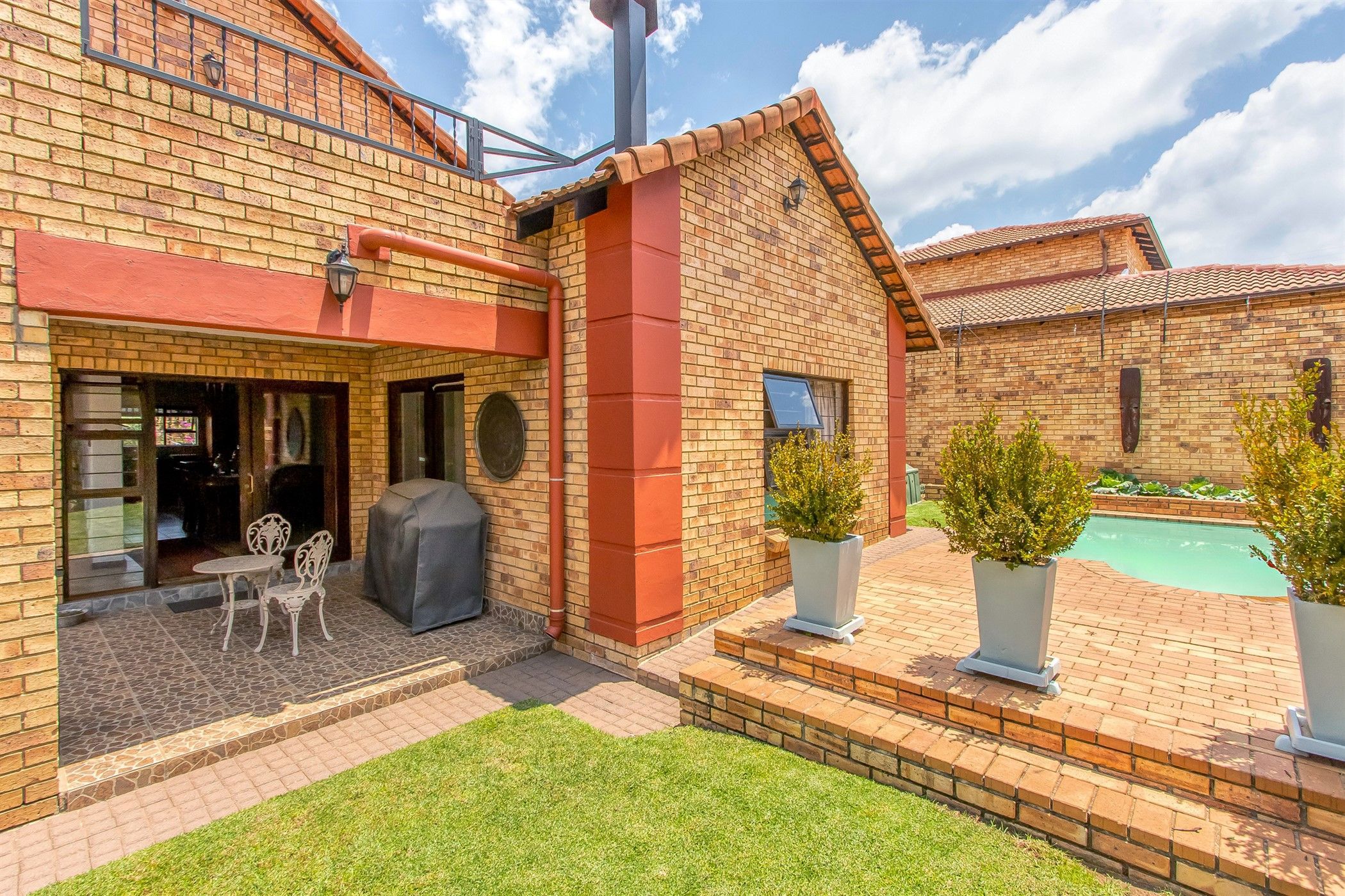 Double-storey cluster to rent in Sundowner - RAL1728139