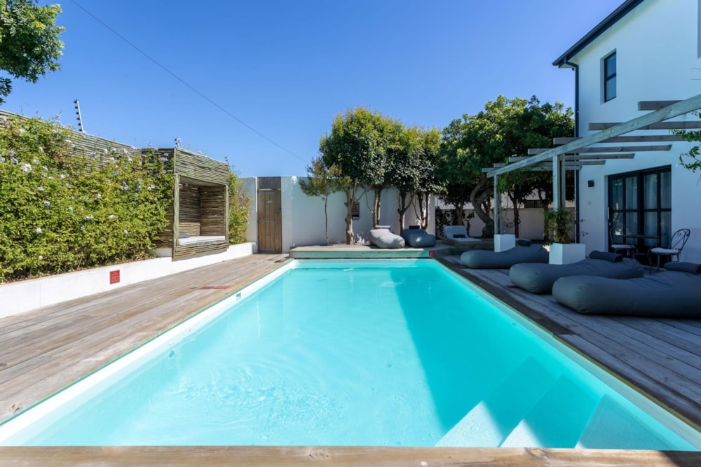 Guesthouse for sale in Westcliff, Hermanus - PGLAG1728564