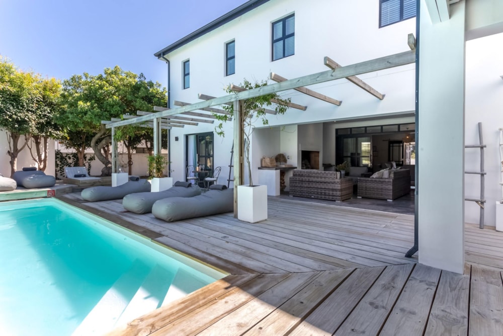 Guesthouse for sale in Westcliff, Hermanus - PGLAG1728564