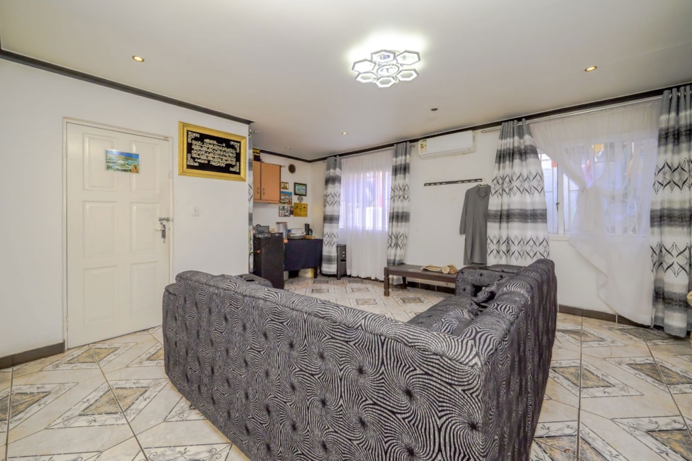 House for sale in Trenance Manor - 1ND1728211