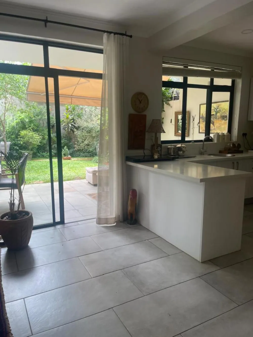 Garden apartment sold in Victoria Falls, Zimbabwe - 3ZB1728376 Garden apartment sold in Victoria Falls, Zimbabwe - 3ZB1728376