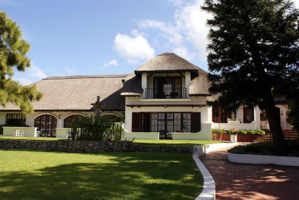 Guesthouse for sale in Westcliff, Hermanus - PGLAG1728549 Guesthouse for sale in Westcliff, Hermanus - PGLAG1728549