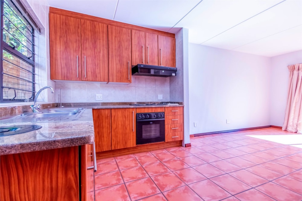 Townhouse to rent in Sundowner - RAL1728333