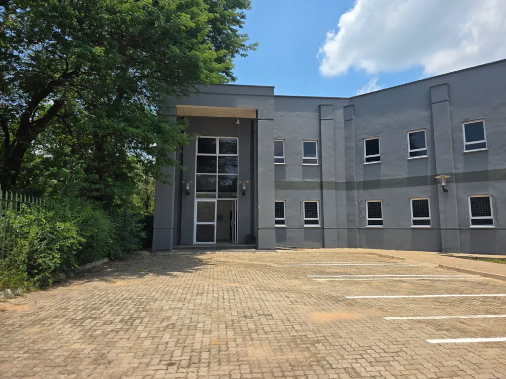 Commercial office to rent in Fairgrounds, Botswana - 3BO1728365 Commercial office to rent in Fairgrounds, Botswana - 3BO1728365