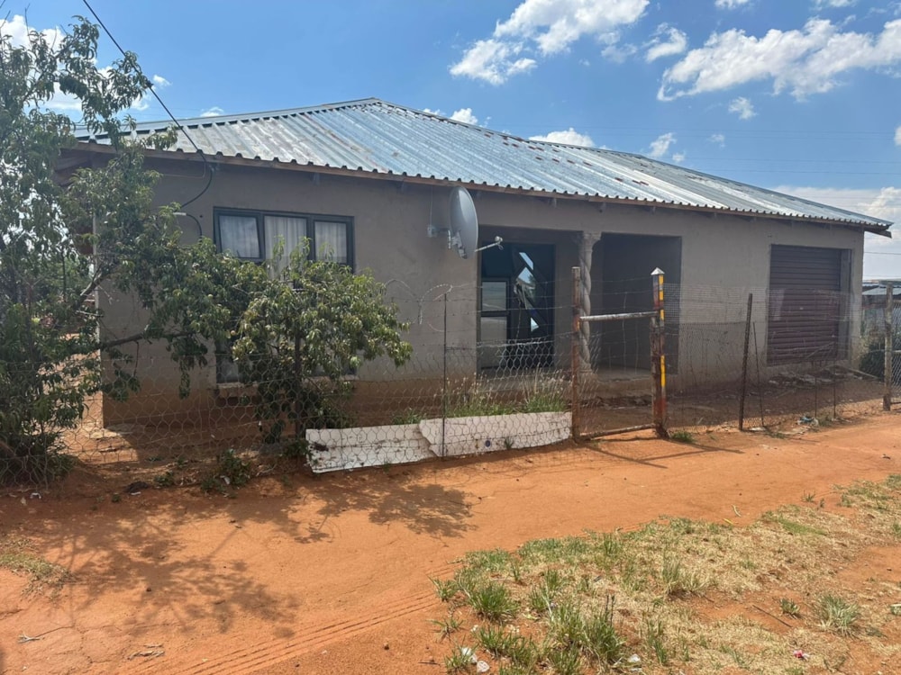 House for sale in Bloemanda - 1BX1728359