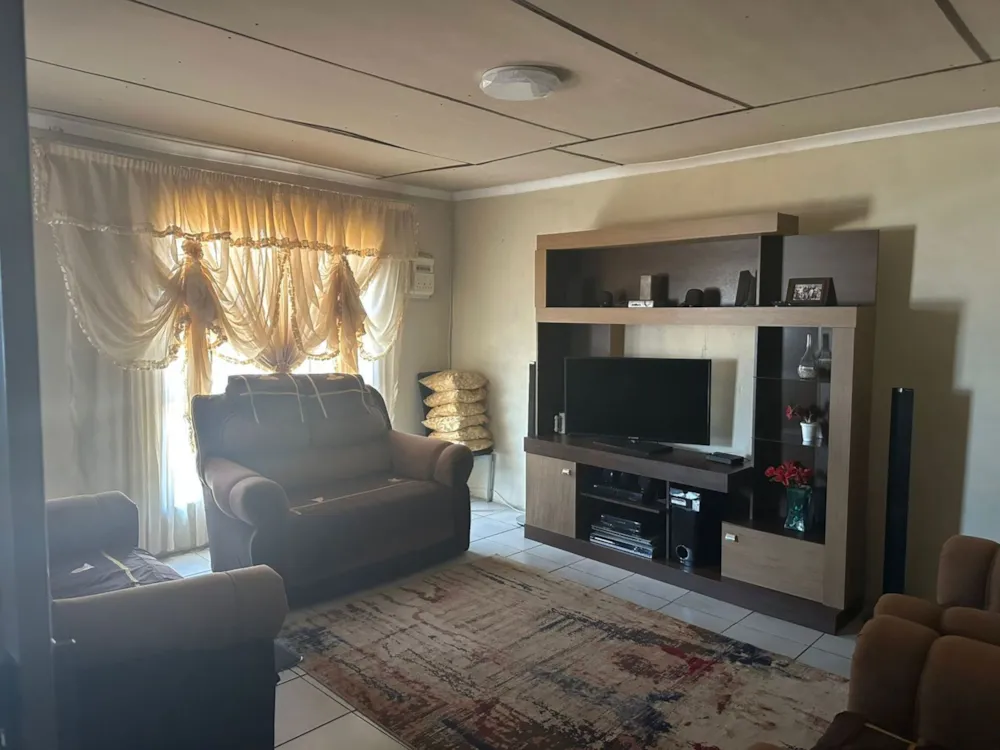 House for sale in Bloemanda - 1BX1728359
