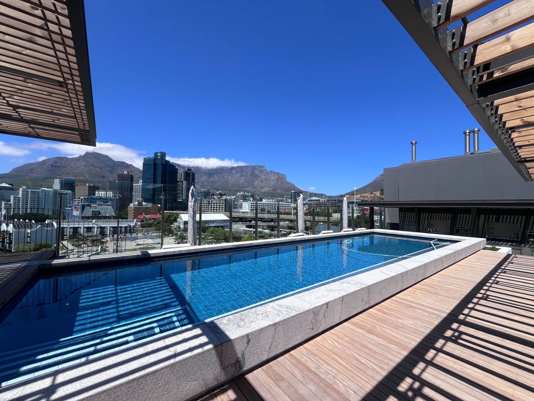 Apartment to rent in Waterfront, Cape Town - CBL1728379