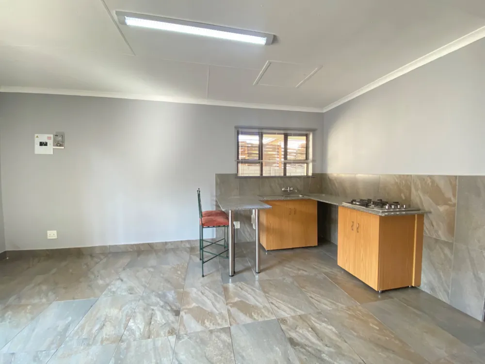 Garden apartment let in Aviary Hill - 1NW1728655