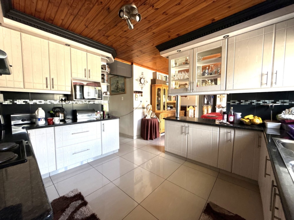 House for sale in Wildenweide - 1RY1728441